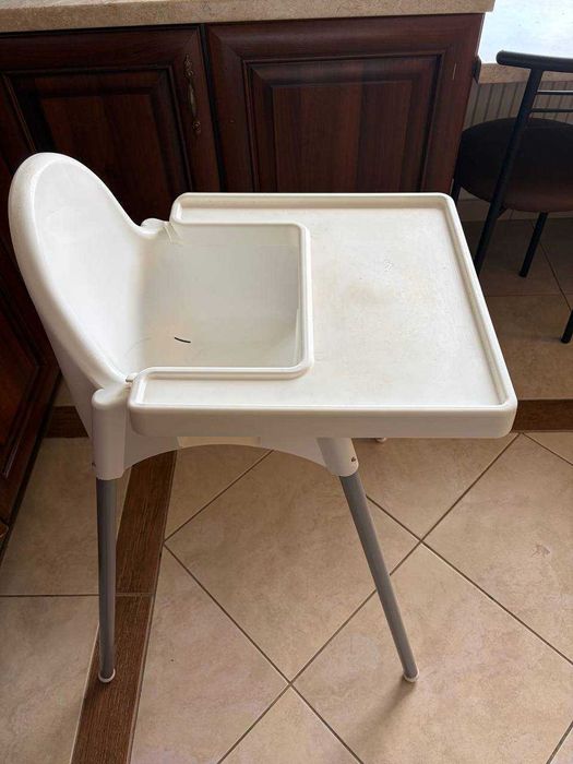 Дитячий стільчик для годування IKEA