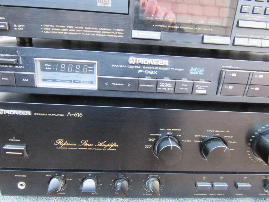 Wieża stereo Pioneer wzmacniacz A 616 odtwarzacz CD PD5050 tuner F 99X