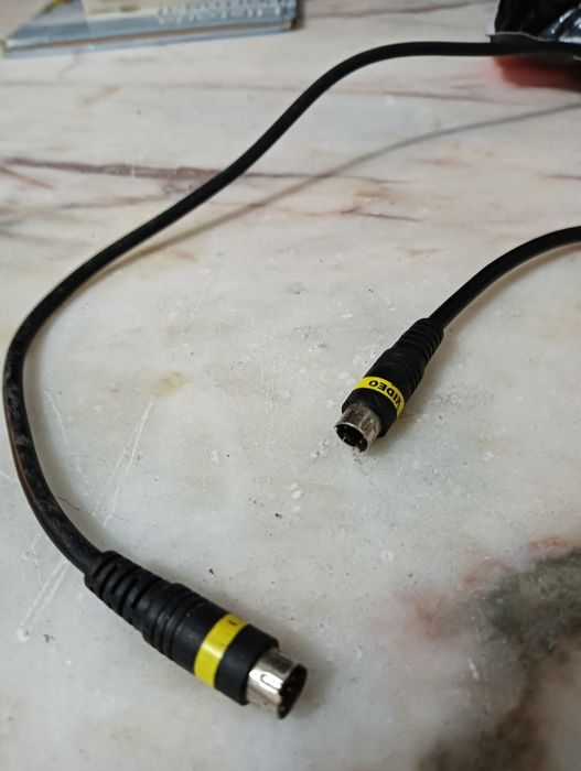 Vários  Cabos S-video RCA