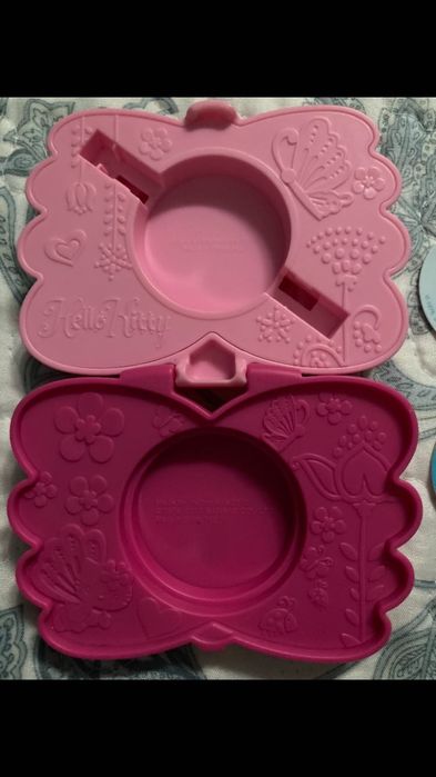 Hello Kitty Przypinka DIY