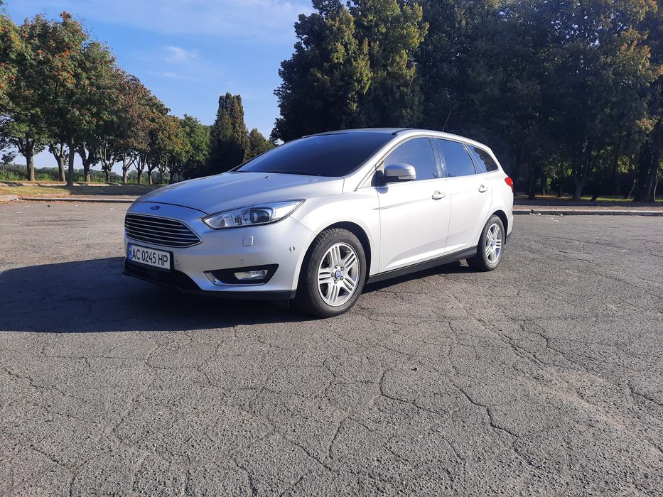 Форд фокус 2016рік універсал 2.0 дизель