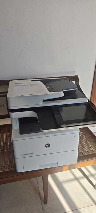 HP LaserJet Enterprise MFP M527m (Como Nova)