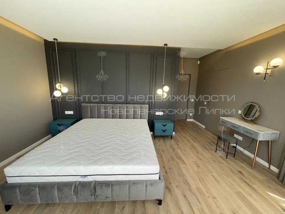 Продаж триповерхового таунхауса 290м2 в Козині КМ Montana Village