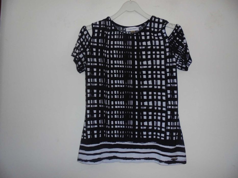 t-shirt de mulher da marca Calvin Klein