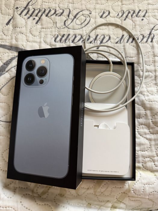 Sprzedam niebieski Iphone 13 Pro z pamiecią 512 GB