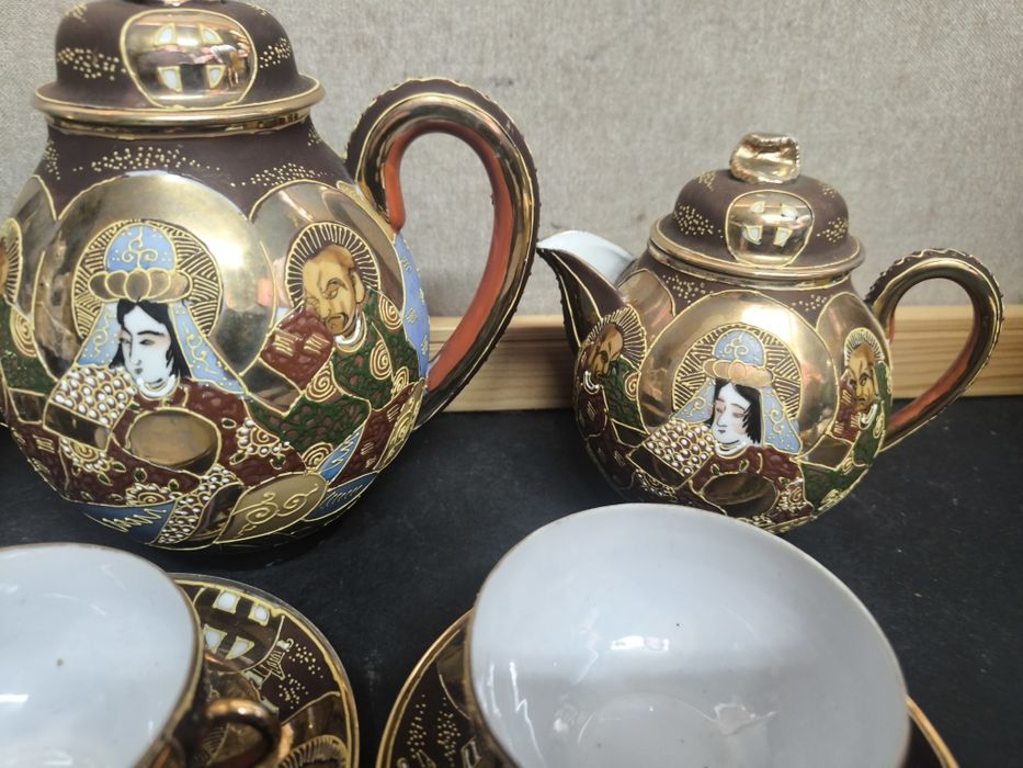 Conjunto Chá Japonês "Satsuma" Porcelana Casca ovo
Magnífico serviço d
