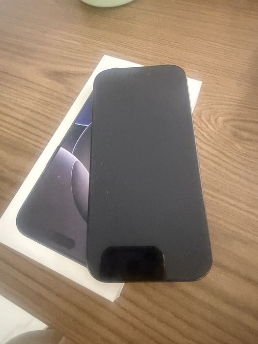 Iphone 16 pro 128GB czarny