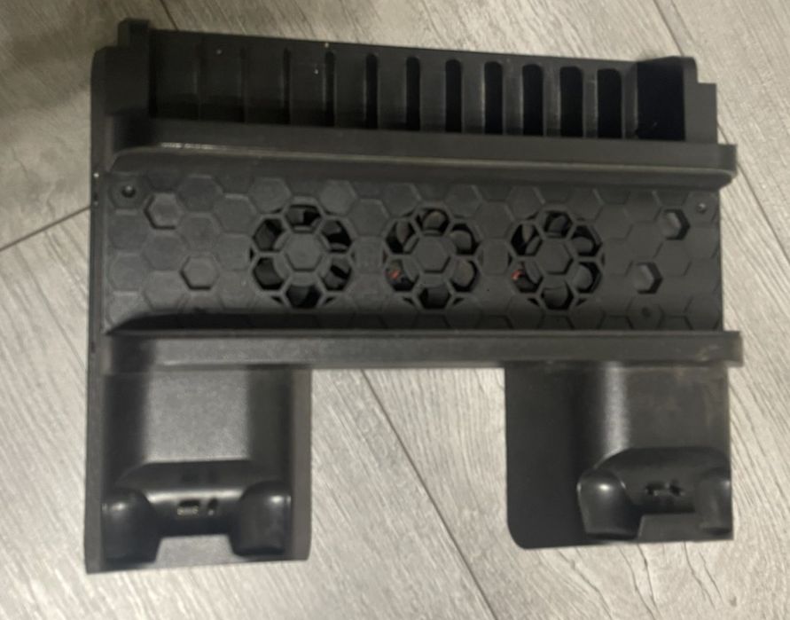 Sony Plai Station 4 PS4 + охолоджувач