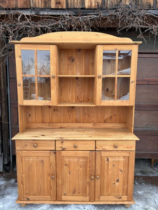 Solidny, drewniany kredens -piękny, pojemny, naturalny- 130x40x195cm