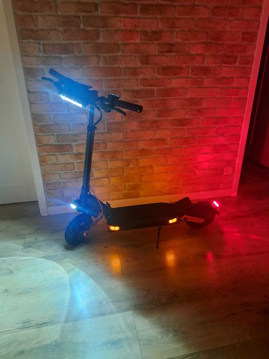 Hulajnoga elektryczna Joyor S5 kukirin z gadżetami