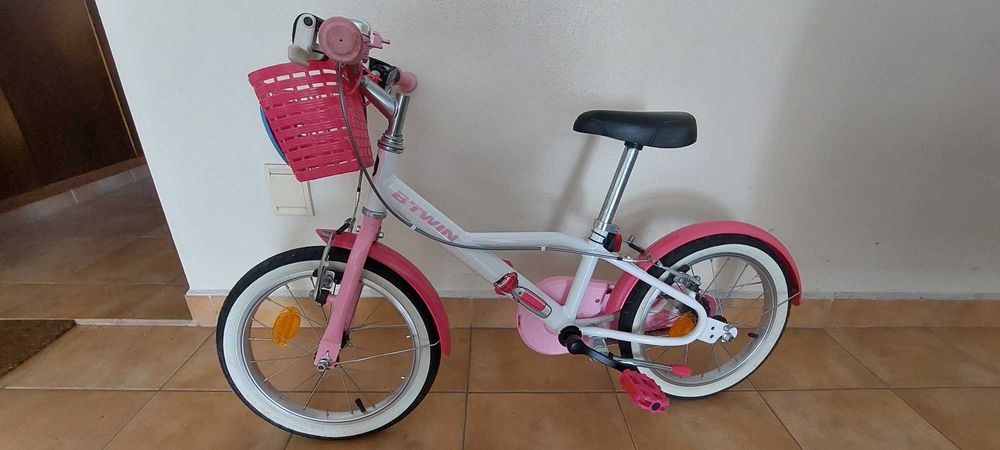 Bicicleta de criança dos 4-6 anos COMO NOVA