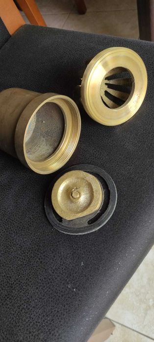 Chupador Pinha em latão