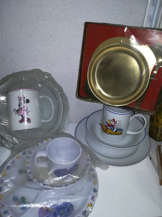 Loiças e peças de decoração