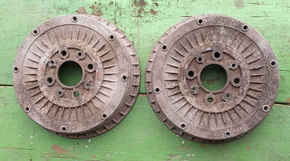 Тормозные барабаны с колодками на Ваз Б/У