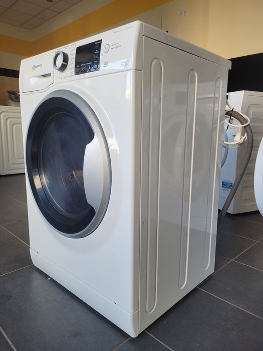 Sprzedam pralkosuszarkę firmy Bauknecht 9 kg z możliwością transportu