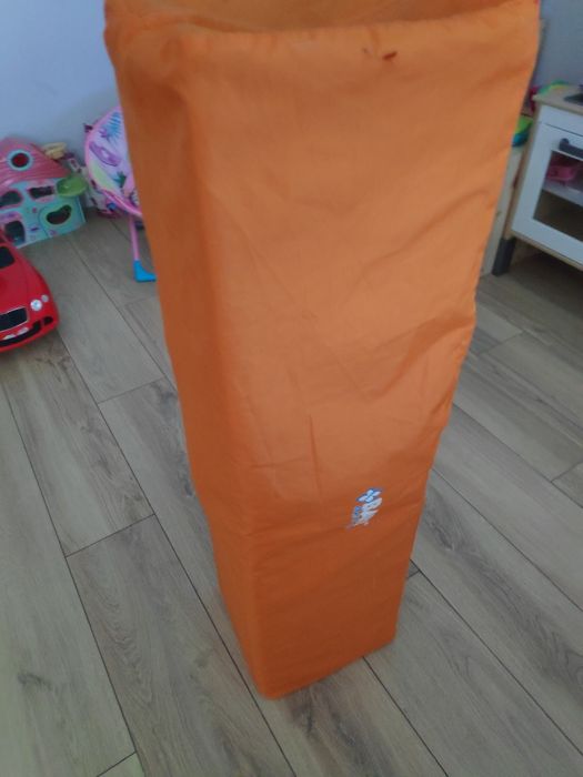 Kojec do zabawy dla dziecka 2 w 1