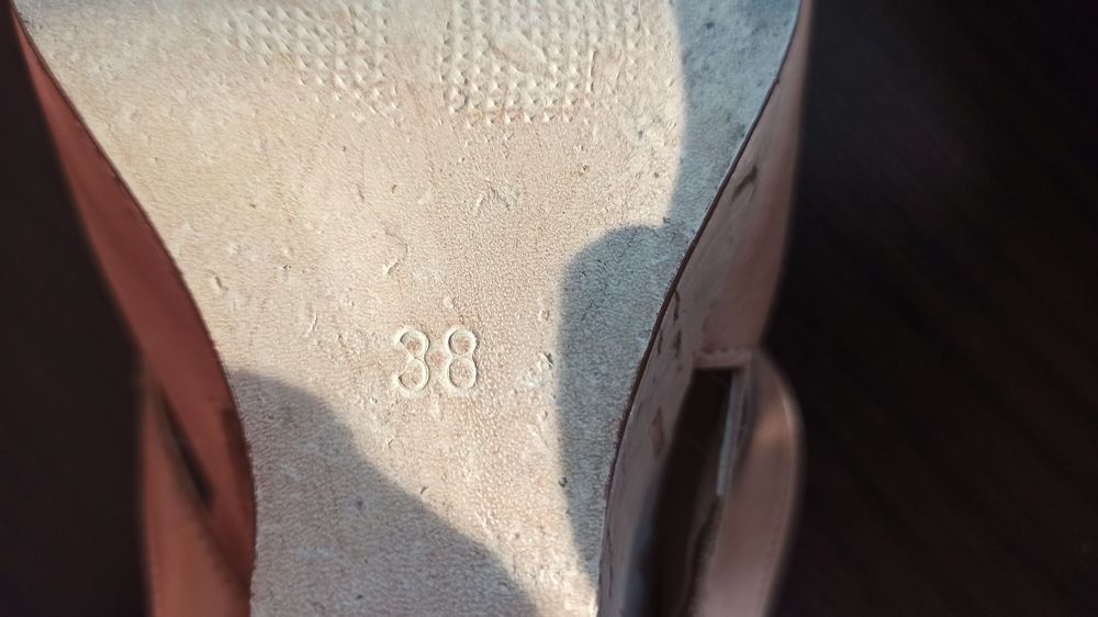 Buty damskie skórzane Badura 38