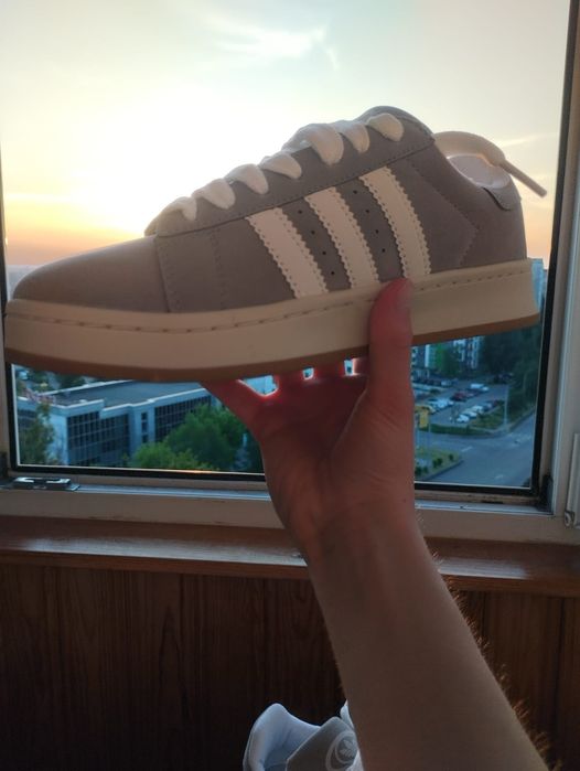 Adidas campus 00s жіночі кампуси сірий  колір.