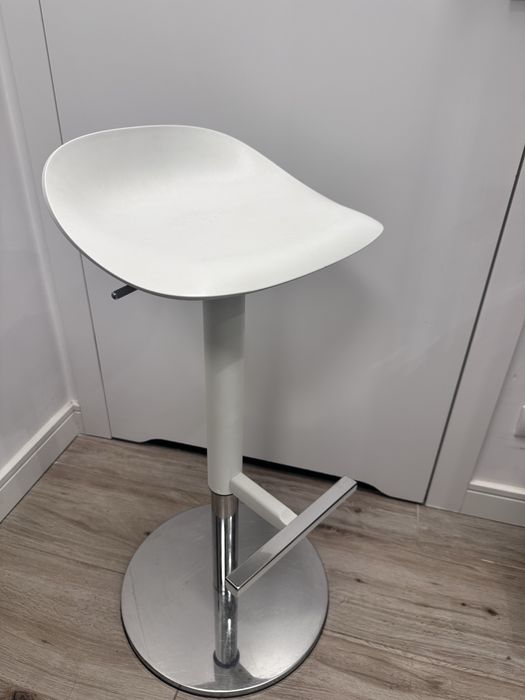 Ikea JANINGE Stołek barowy, biały,