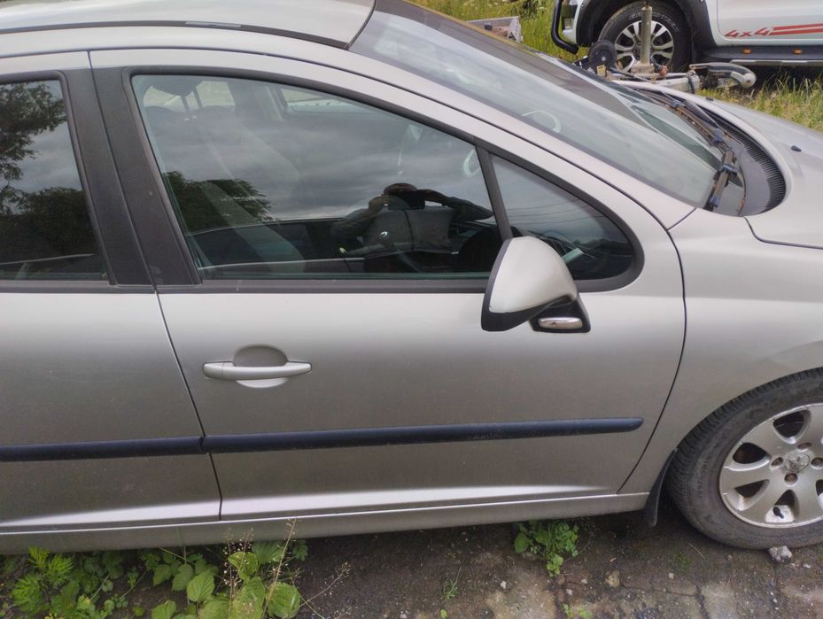 drzwi peugeot 207 5d