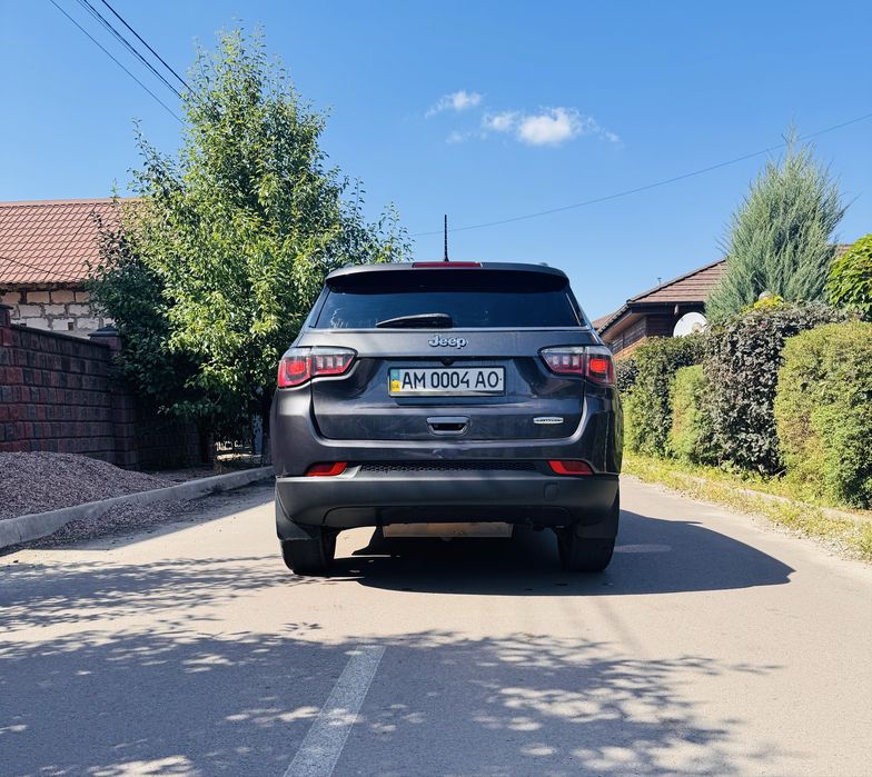 Jeep compass 2018 latitude