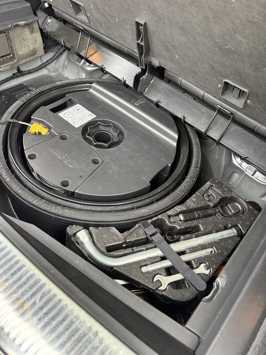 Продаж авто Ауді Q7