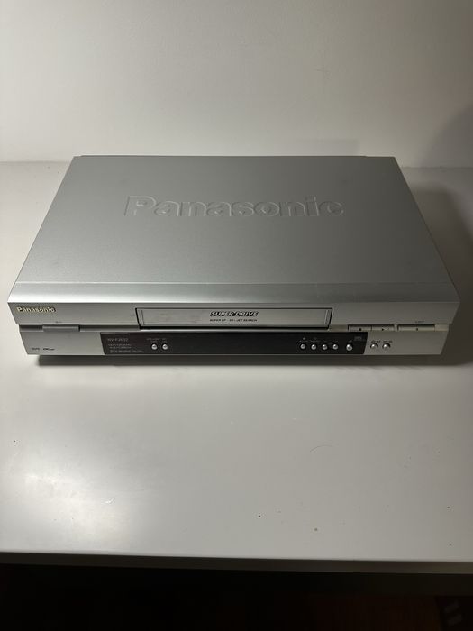 Odtwrzacz płyt CD panasonic