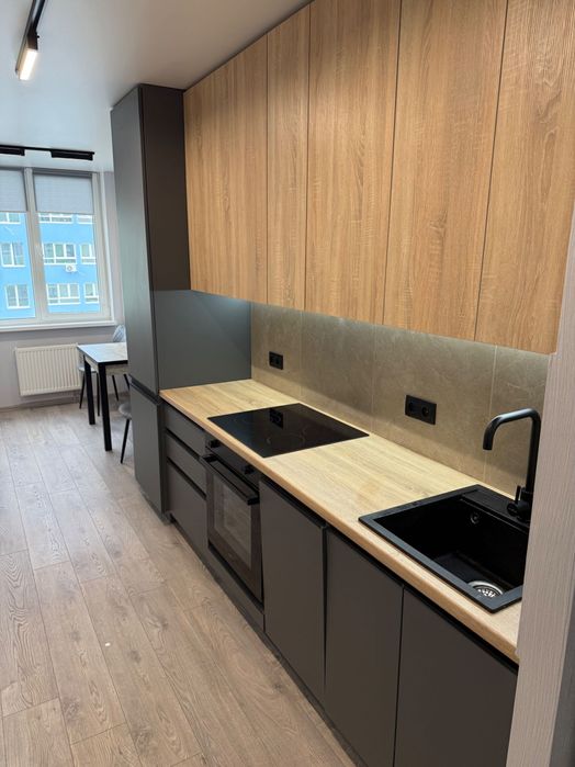 Продам квартиру Атлант на Київський,Симоненка 107 а,від власника