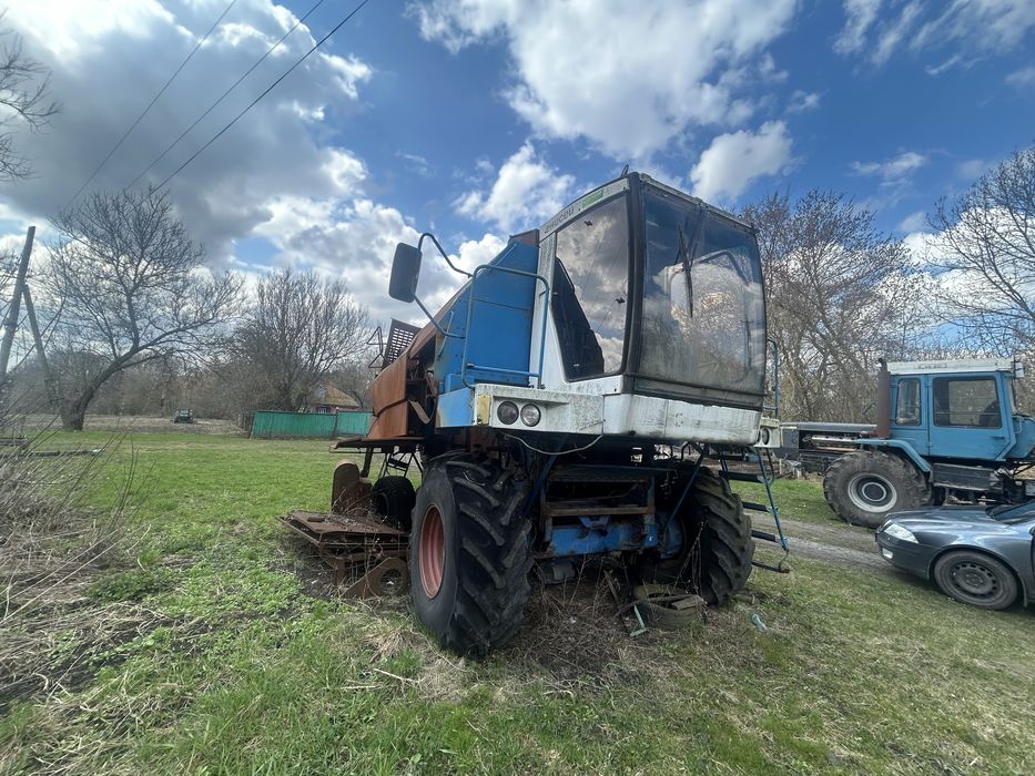 Продам деталі , що на  фото , деталі ща тел