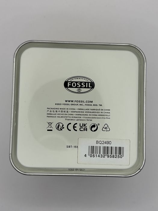 Zegarek męski Fossil na bransolecie