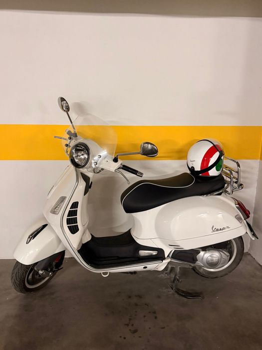 Scooter Vespa GTS 125