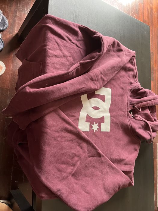 Sweat DC com carapuço tamanho M vermelha