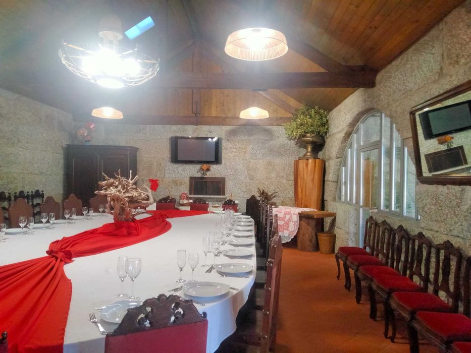 Alugo Espaço para Passagem de Ano em Guimarães - 1.000€+ Suite-300€