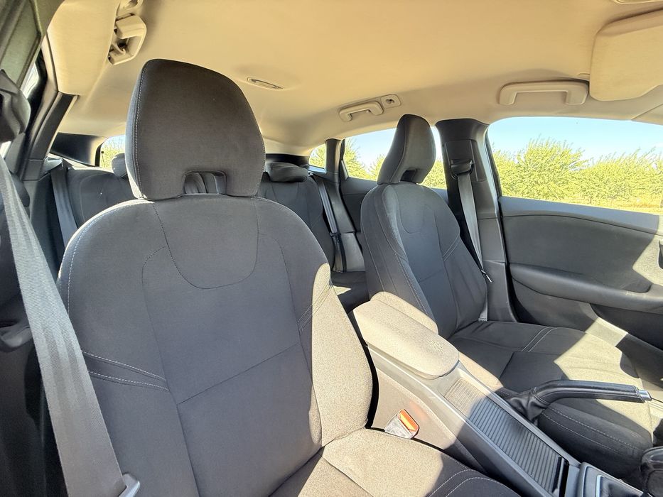 Volvo V40 - 1.6D kinectic
