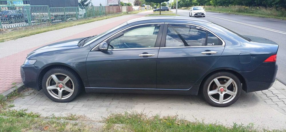 Honda Accord 2.2 Diesel • 2005
