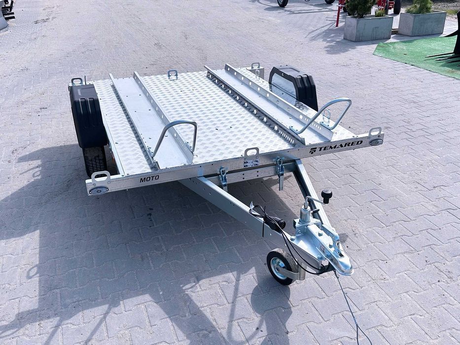 TEMARED MOTO 2 Premium DMC 750 kg na 2 motocykle podłoga ALU LED