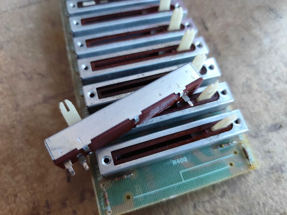 potencjometr do korektora Radmor