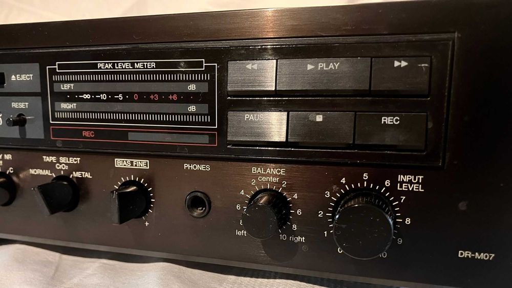 Leitor de K7 DENON DR-M07