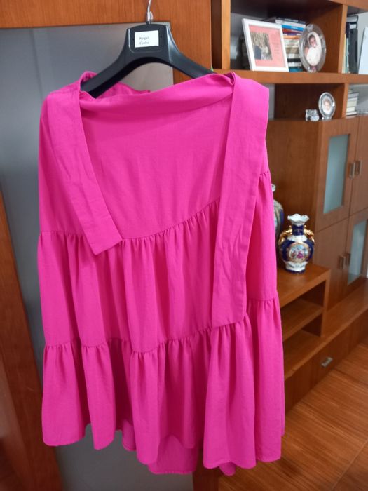Lindo conjunto de saia e blusa