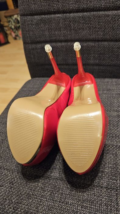 Szpilki nr 40 platformy czerwone lakierki - nowe