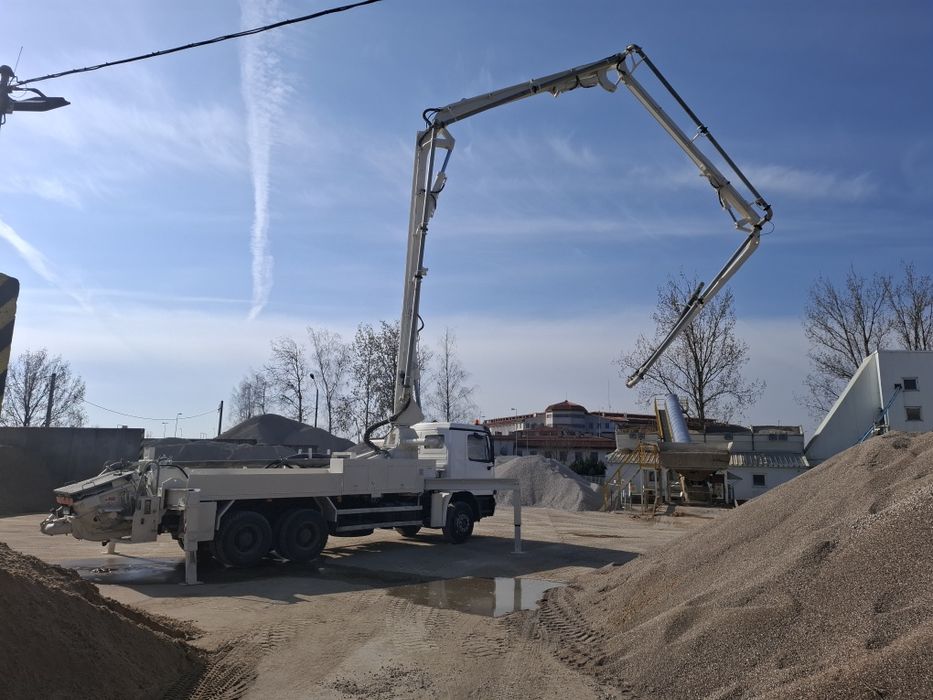 Pompa do betonu Putzmeister M32 Mercedes Actros