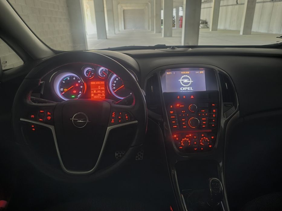 Opel Astra Spors tourer  Executive 1.7cdti