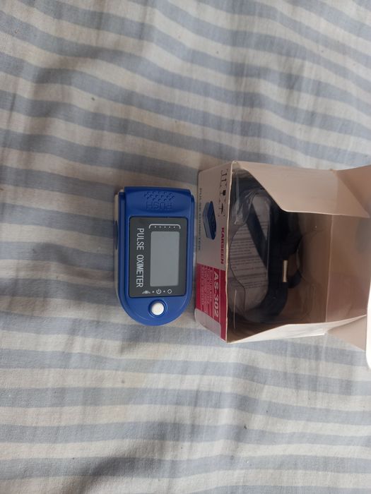 Пульсометр оксиметр на палец