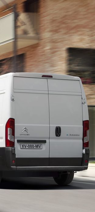 Transport,przeprowadzki,pomoc .