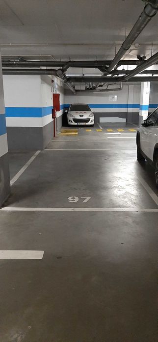 Garagem c/segurança 24/7 - 5min Aeroporto - metro de Cabo Ruivo