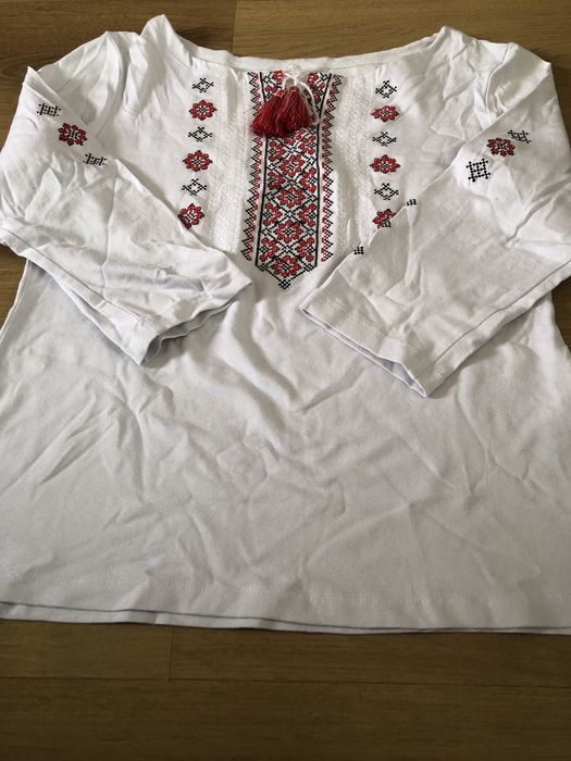 Вишиванка жіноча S