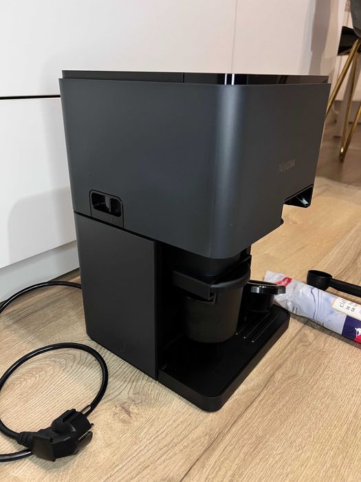 Sprzedam Nowy ekspres NIVONA Cube 4106 - nieużywany