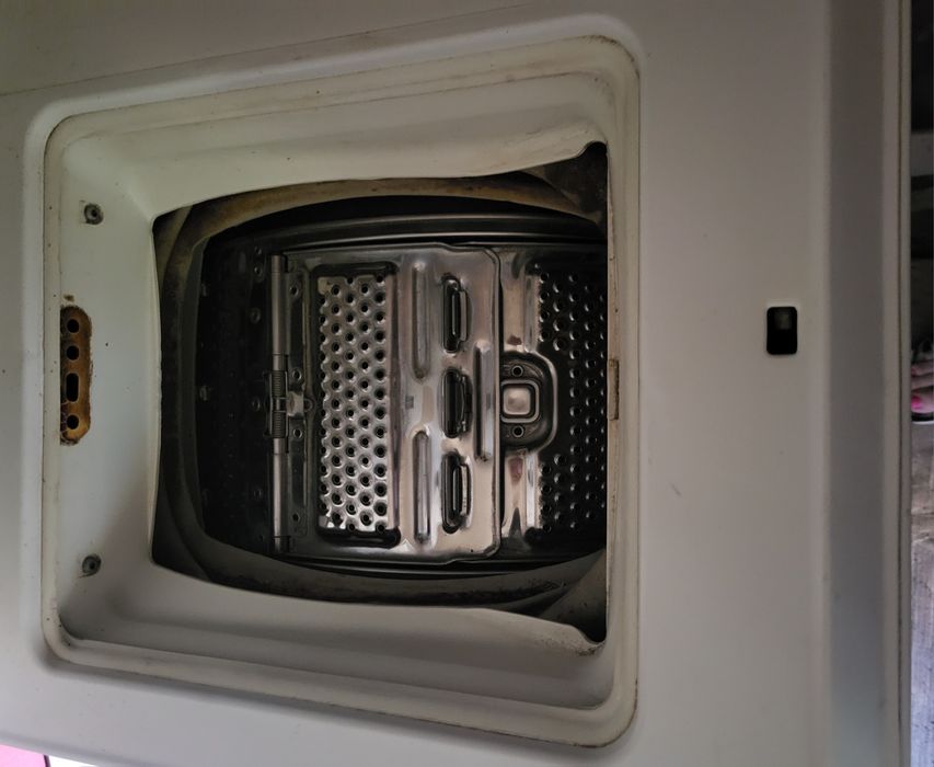 Продам пральну машину zanussi, в неробочому стані