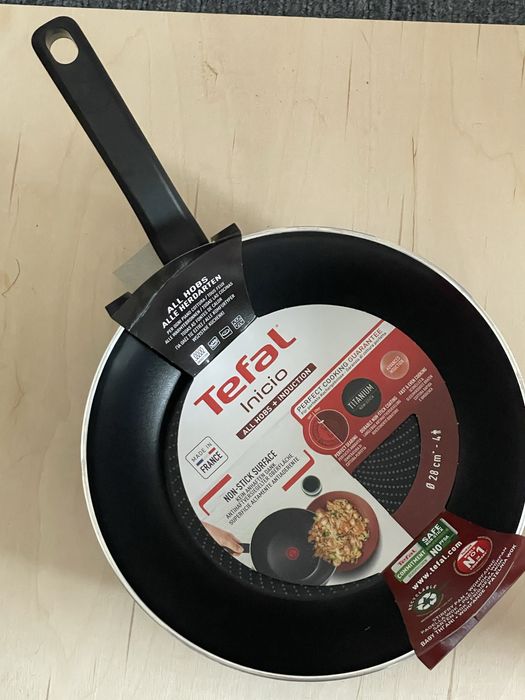 Patelnia tefal inicio 28 cm