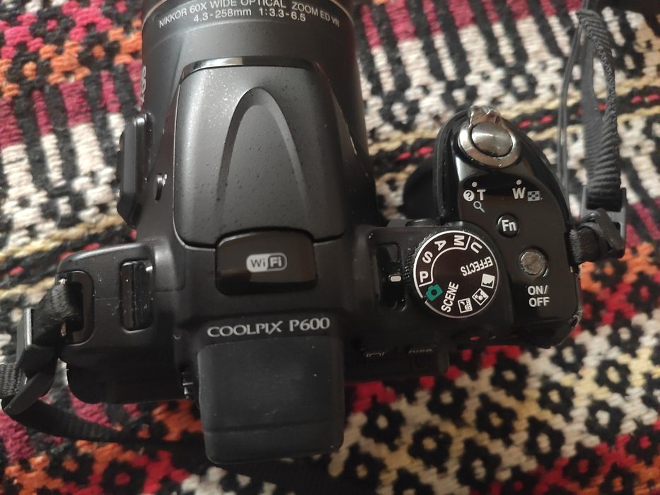 Máquina Fotográfica Nikon p600